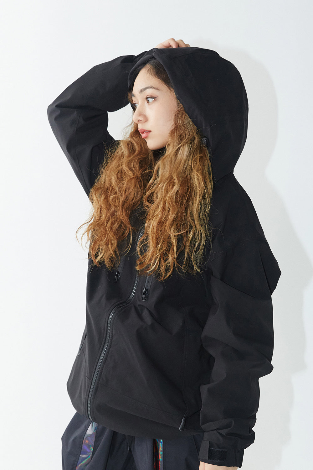 MMM WINDBREAKER HOODED STRETCH JACKET - BLACK