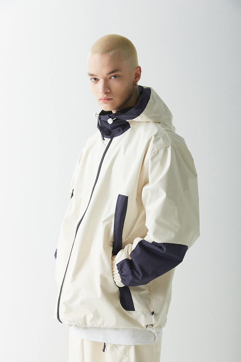 TWAN REVERSIBLE WINDBREAKER - CREAM BLACK