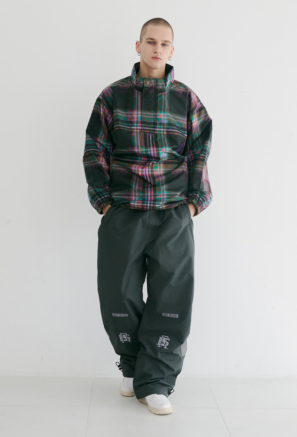 FUTURE REFLECTIVE TRACK PANTS - CHARCOAL