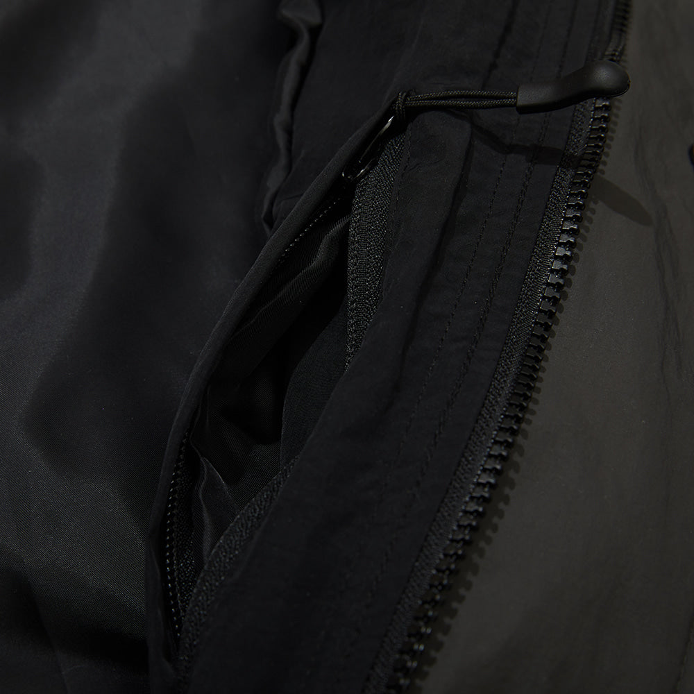 WIDE HOODED JACKET - BLACK